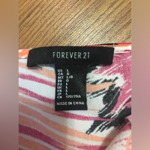 Forever 21 women’s small tropical skort romper, pink orange white black - Picture 4 of 11